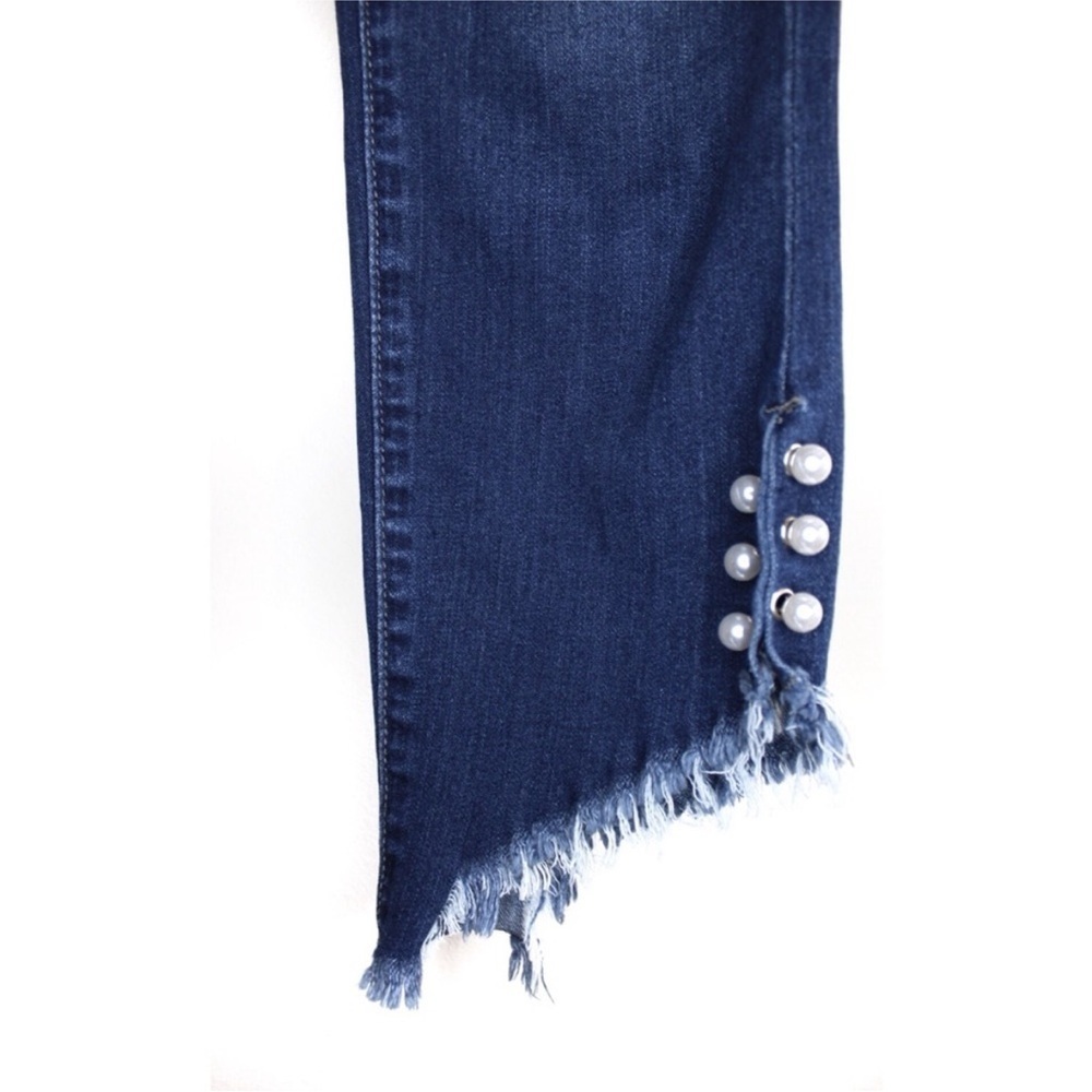 Kancan Blue Ankle Cropped Jeans with Frayed Hem and Pearl Detail - Picture 13 of 15